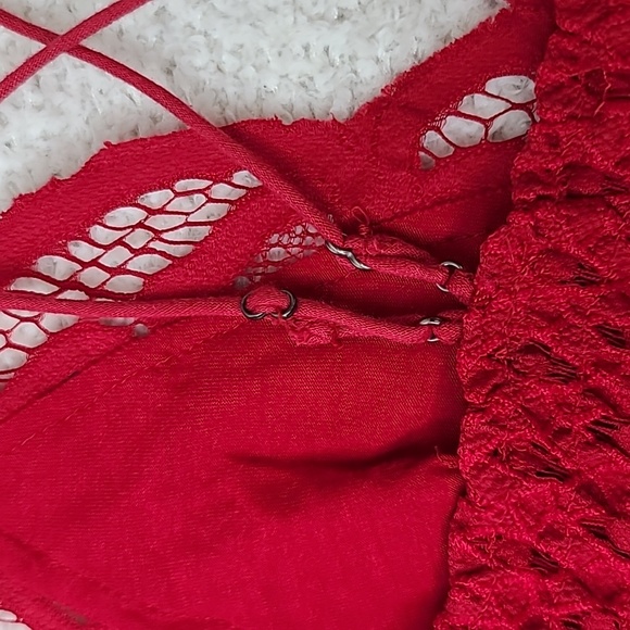 Free People Adella Peplum Cami Lace Ruffled Tank Blouse/Top in Red - NWT - Picture 15 of 17